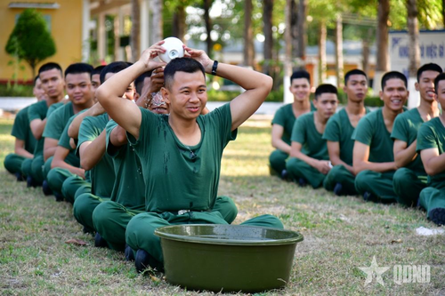 Trung đoàn 1, Sư đoàn 330, Quân khu 9: Chiến sĩ mới với các hoạt động cuối tuần