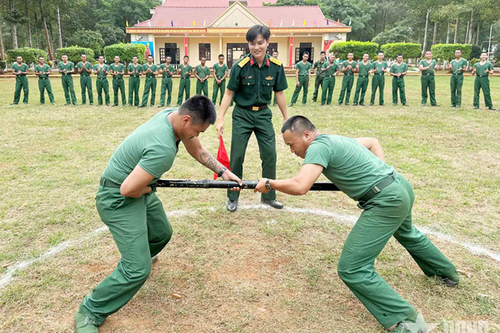 Sôi nổi hoạt động ngày nghỉ cuối tuần của chiến sĩ mới tại Sư đoàn 302
