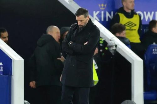 Leicester lập kỷ lục tồi tệ chưa từng có, gần vé xuống hạng