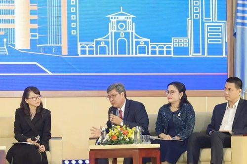 Đẩy mạnh hợp tác giữa đại học và địa phương, doanh nghiệp