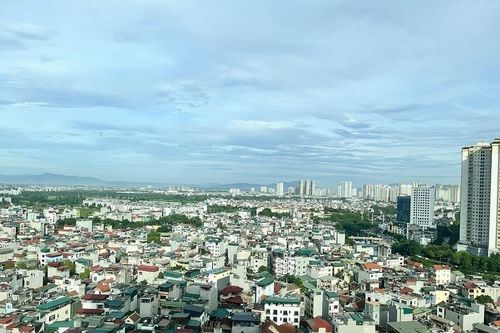 Bất động sản: Đất ven Hà Nội trầm lắng như chưa từng có cơn sốt quét qua, TPHCM kiến nghị xử lý hành vi để đất trống