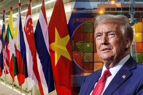 Chính sách thuế quan của Tổng thống Trump 'đốt nóng' kinh tế toàn cầu, ASEAN liệu có bình yên vô sự?