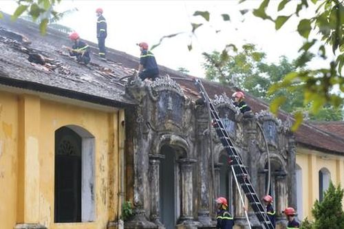 Cháy chùa, hỏng tượng, trách nhiệm thuộc về ai? - Bài 1: Trách nhiệm vẫn mơ hồ