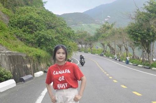 Giới trẻ lên Sơn Trà 'đu trend Đại Lý'