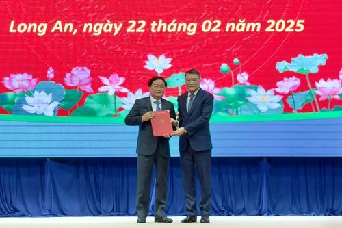 Đồng chí Nguyễn Văn Quyết giữ chức Bí thư Tỉnh ủy Long An