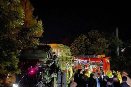 Hình ảnh đau lòng từ vụ tai nạn thảm khốc tại Sơn La làm 6 người tử vong