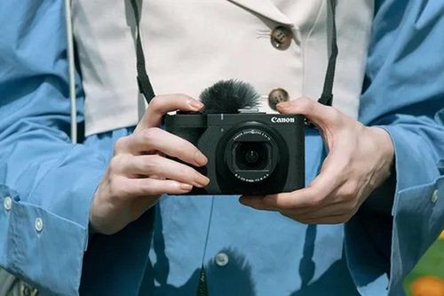 Canon trình làng mẫu máy ảnh đặc biệt có cách sử dụng dễ dàng, tiện lợi