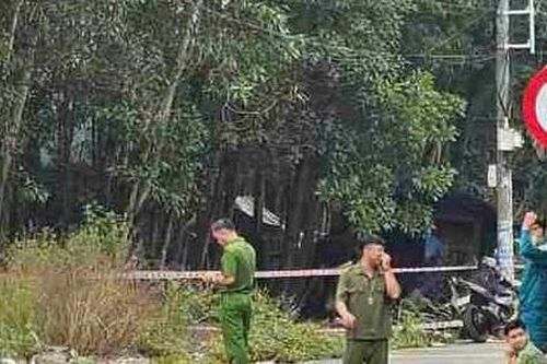 Bình Dương: Công an phong tỏa hiện trường vụ 2 mẹ con tử vong tại nhà