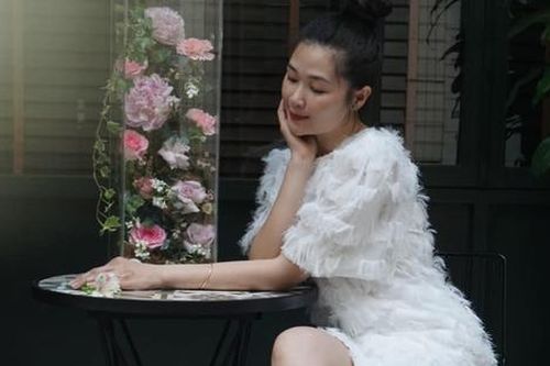 Vợ Huy Khánh bất ngờ đăng đàn đầy ẩn ý: 'Đã quá quen một mình'