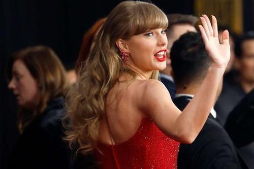 Người đàn ông bị vợ đệ đơn ly hôn vì Taylor Swift