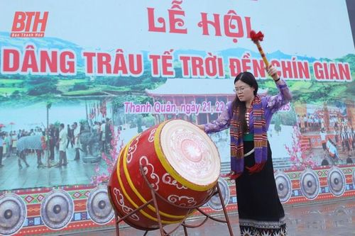Đặc sắc Lễ hội Dâng trâu tế trời Đền Chín Gian