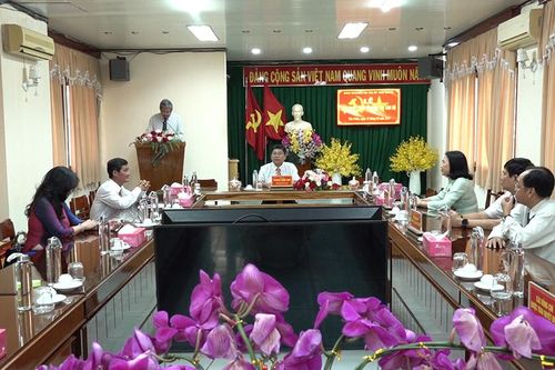 Tân Châu trao quyết định các cán bộ