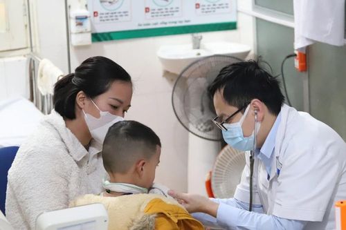 70 cá nhân được công nhận là điển hình tiên tiến ngành y tế tỉnh Lào Cai