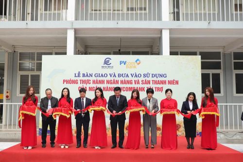 PVcomBank đồng hành cùng Đại học Điện lực