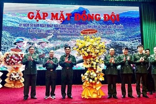 Kỷ niệm 50 năm ngày nhập ngũ của Công an nhân dân vũ trang Quảng Bình, Vĩnh Linh