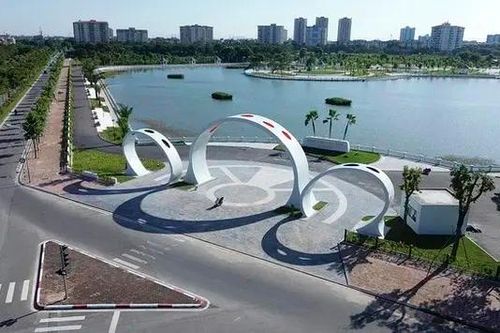 Công viên Long Biên thu hút nhờ không gian xanh