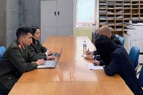 Xử phạt chủ tài khoản Facebook 'Phú Lê' vì đăng clip câu like