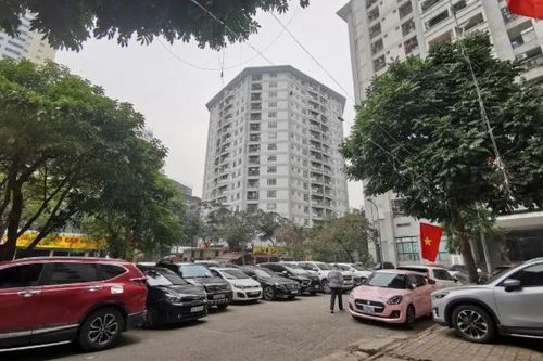 Xử lý kiên quyết bãi xe không phép ở quận Cầu Giấy