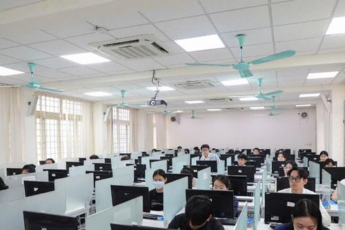 Vừa mở cổng đăng ký thi đánh giá năng lực đã nghẽn mạng: Đại học Quốc gia Hà Nội nói gì?