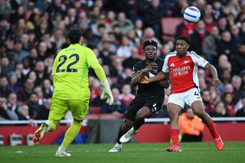Sao trẻ của Arsenal nhận chỉ trích