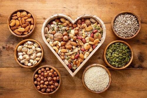 Ăn quả hạch mỗi ngày giảm đột quỵ?