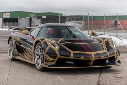 Siêu xe Koenigsegg Jesko Attack bí ẩn tại Campuchia