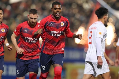 Quang Hải tỏa sáng, CAHN giành chiến thắng kịch tính trước Viettel ở vòng 14 V-League