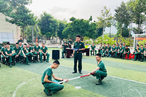 Ngày cuối tuần của chiến sĩ mới ở Trung đoàn Minh Đạm