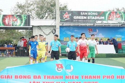 Khai mạc giải bóng đá thanh niên thành phố Huế lần thứ VII