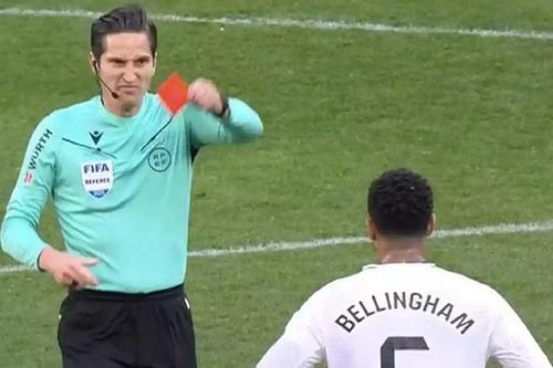 Bellingham bị treo giò ở La Liga và Cúp C1, báo động cho Real Madrid