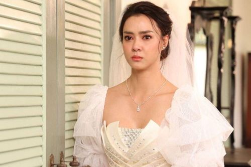 Bi kịch của mẹ chồng tương lai: Hủy cưới vì tôi 'vô sinh', 4 năm sau bật khóc nức nở trước cổng nhà tôi
