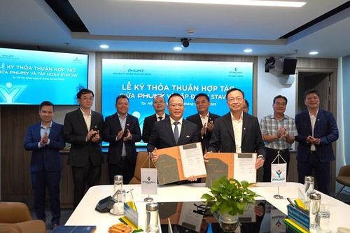 PVFCCo hợp tác đầu tư kinh doanh hóa chất và hạt nhựa với Stavian