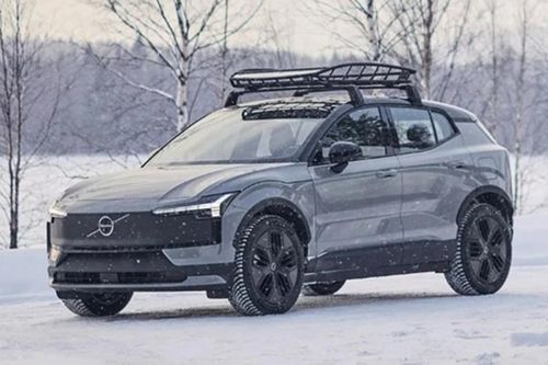 Cận cảnh SUV thuần điện Volvo EX30 phiên bản off-road