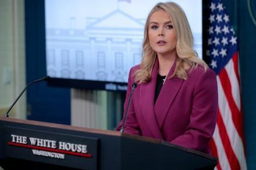 Hãng thông tấn AP kiện chính quyền Trump