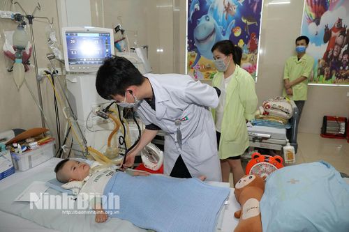 Khắc sâu lời dạy của Bác: 'Thầy thuốc như mẹ hiền'