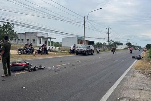 Hai xe máy đối đầu trên quốc lộ 28 làm 3 người thương vong