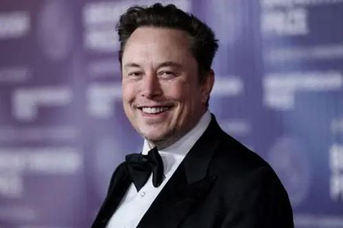 Elon Musk ra 'tối hậu thư 48 giờ' cho công chức Mỹ