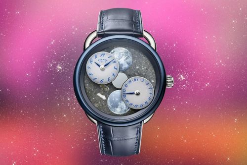 Tuần trăng Nam, Bắc bán cầu trên đồng hồ 262.000 USD