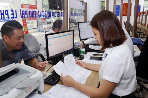 Đổi mới mạnh mẽ tư duy, thúc đẩy tinh thần gương mẫu