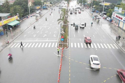 Đóng nút giao, xóa điểm ùn tắc trên đường Trịnh Văn Bô và Nguyễn Hữu Dực