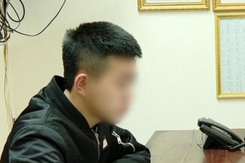 Ninh Bình: triệu tập nhóm đối tượng cầm dao xông vào sân bóng