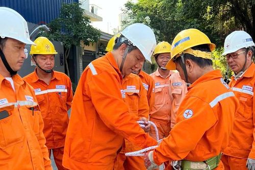 Công nhân vào Đảng - cơ hội hoàn thiện bản thân