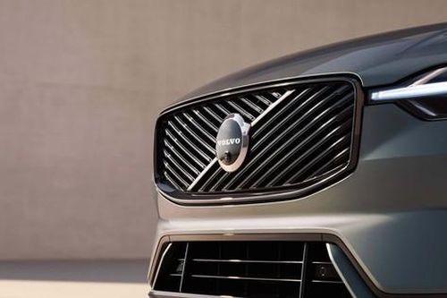 Volvo XC60 được nâng cấp nhẹ thiết kế