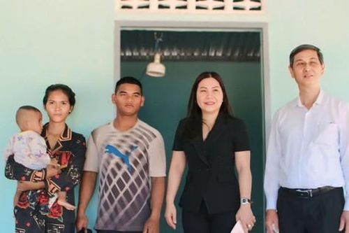 Hai huyện miền núi ở Khánh Hòa được công nhận thoát nghèo