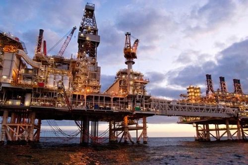 Tin Thị trường: Giá dầu thế giới đi ngang phiên đầu tuần