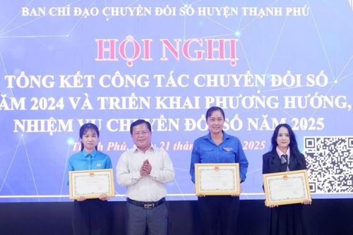 Thạnh Phú triển khai nhiệm vụ chuyển đổi số năm 2025