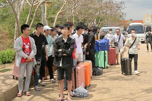 Tiếp nhận, xác minh thông tin 40 công dân Việt Nam do Campuchia trao trả