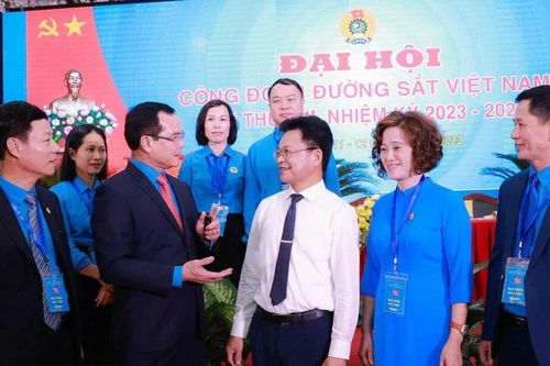 Tháng Công nhân năm 2025: 'Công nhân tiên phong bước vào kỷ nguyên mới'