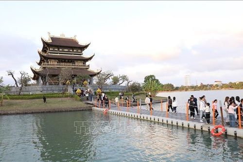 Lễ hội đầu Xuân - Hướng về những giá trị cội nguồn tốt đẹp