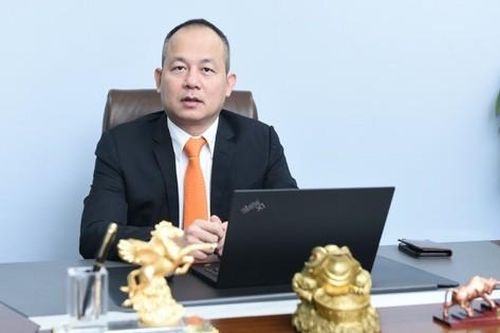 Chứng khoán APG: Cú sảy chân mang tên Louis Holdings và pha thoát hàng của Chủ tịch Nguyễn Hồ Hưng